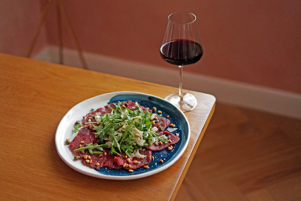 Wine & Food Killers: Beef Carpaccio with Rocket and Fennel Salad and Ovum EZY TGR Red Table Wine 2021